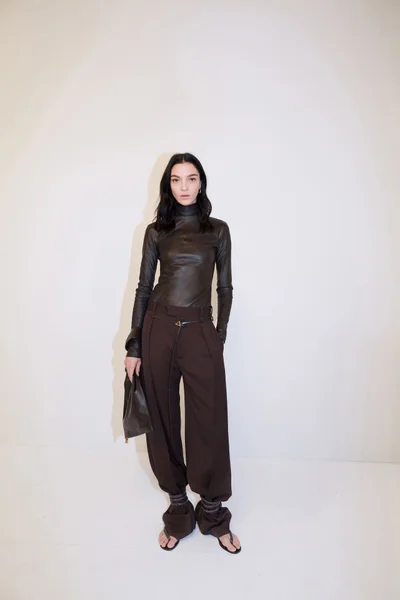 Look 1
